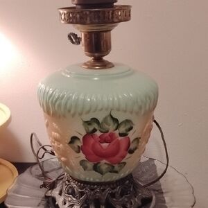 Vintage Rose Ceramic Table Lamp